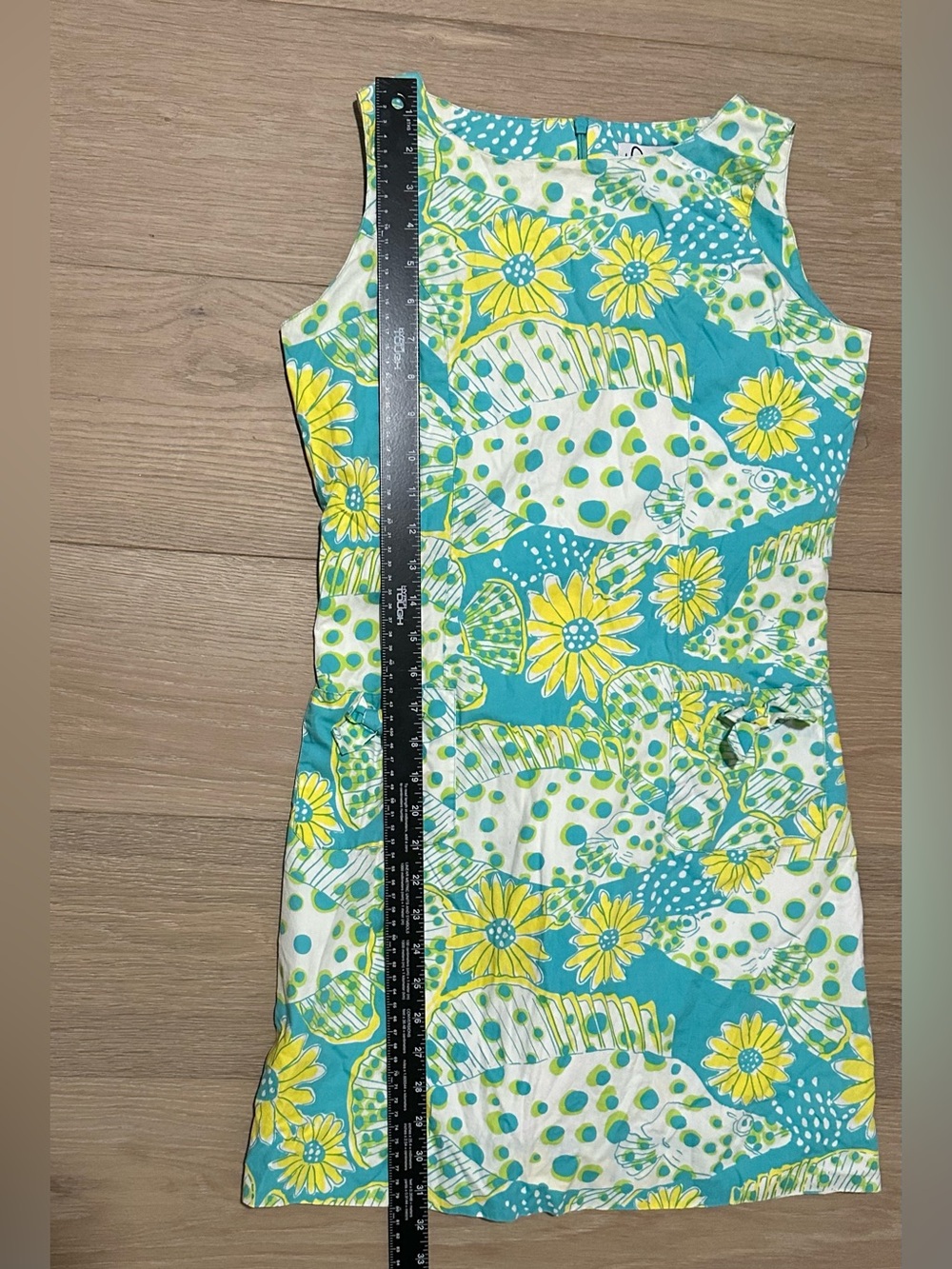 Vintage Lilly Pulitzer Dress in Big Fish Print. Size XS - Picture 10 of 12